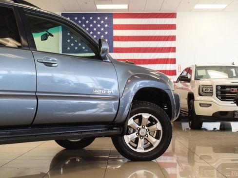 Used 2007 Toyota 4Runner Limited AWD/4WD image 30