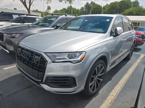Used 2021 Audi Q7 3.0T Premium Plus AWD/4WD image 3