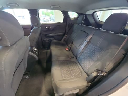 Used 2021 Chevrolet Blazer LT FWD image 31