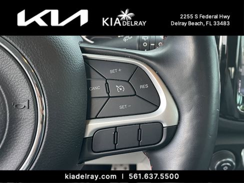 Used 2020 Jeep Compass Limited image 23