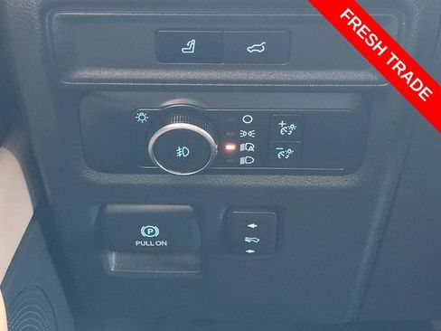 Used 2022 Ford Expedition Max XLT RWD image 20