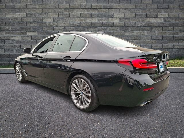 Used 2023 BMW 530i xDrive w/ Convenience Package AWD/4WD image 4