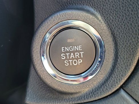 Certified 2025 Subaru Legacy Limited image 31