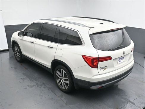 Used 2017 Honda Pilot Touring image 26