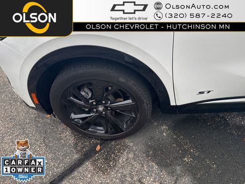 Certified 2025 Buick Envision Sport Touring image 9