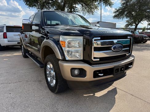Used 2013 Ford F250 King Ranch w/ King Ranch w/Chrome Pkg AWD/4WD image 1