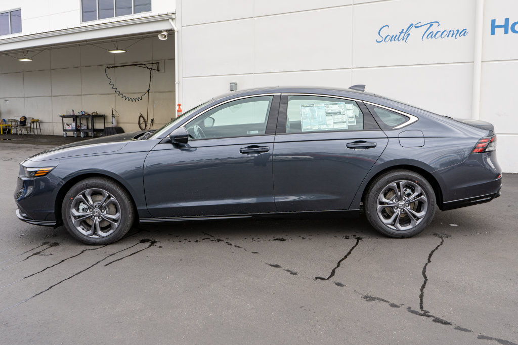 New 2026 Honda Accord EX-L image 9