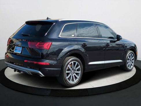 Used 2019 Audi Q7 3.0T Prestige w/ Prestige Package image 4