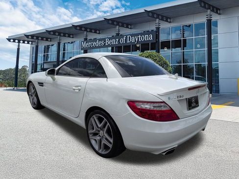 Used 2013 Mercedes-Benz SLK 250 w/ Premium I Pkg image 6