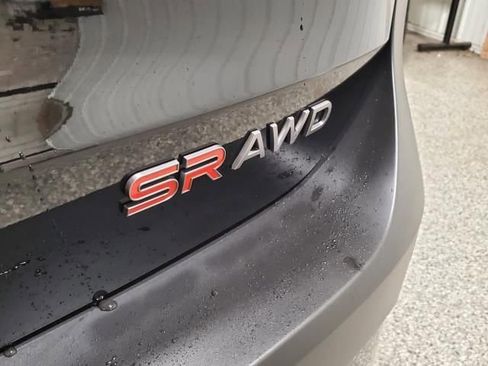 Used 2025 Nissan Kicks SR image 7