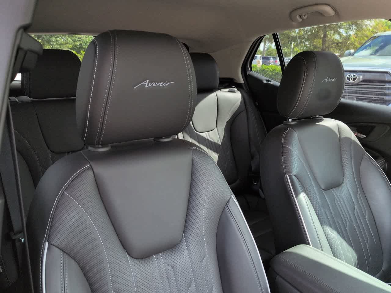 Used 2024 Buick Encore GX Avenir w/ Avenir Technology Package FWD image 7