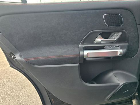 New 2026 Mercedes-Benz GLB 35 AMG 4MATIC image 19