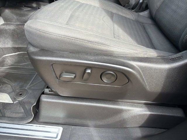 Used 2022 Chevrolet Silverado 1500 LT w/ Protection Package RWD image 20