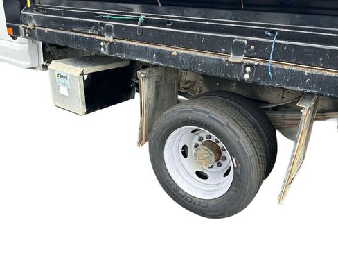 Used 2022 Ford F550 4x4 Regular Cab Super Duty image 12