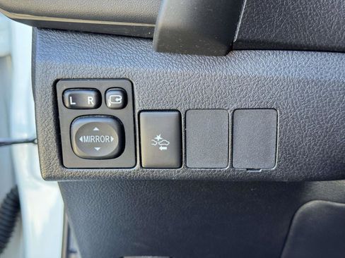 Used 2017 Toyota Corolla iM w/ All-Weather Mat Package FWD image 17