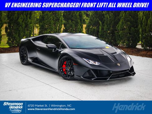Used 2020 Lamborghini Huracan EVO AWD/4WD image 1