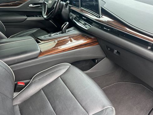 Used 2021 Cadillac Escalade Premium Luxury w/ Driver Assist Tech Package AWD/4WD image 20