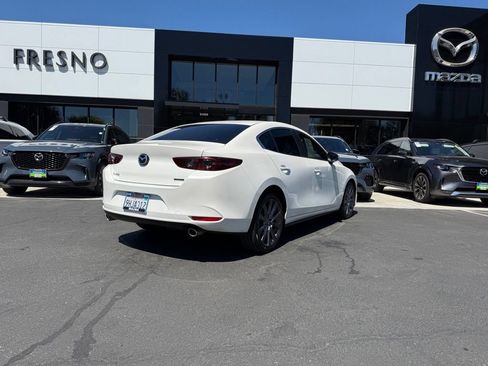 Used 2021 MAZDA MAZDA3 s FWD image 8