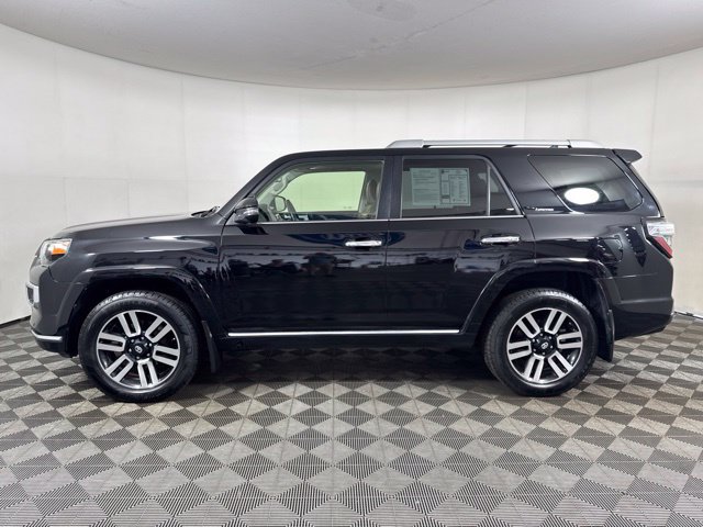 Used 2015 Toyota 4Runner Limited AWD/4WD image 7