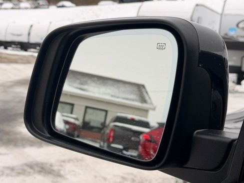 Used 2021 Dodge Durango R/T w/ Blacktop Package image 12