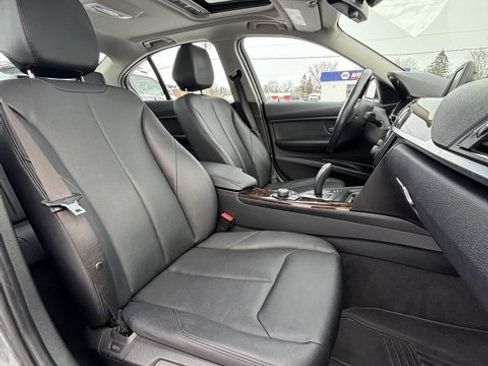 Used 2014 BMW 320i xDrive Sedan image 14