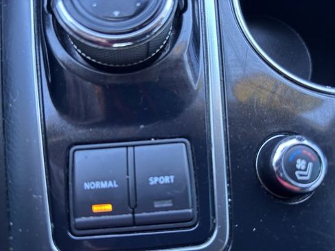 Used 2017 Nissan Maxima Platinum image 25