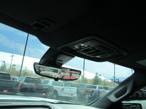 Used 2021 GMC Sierra 1500 Denali w/ Denali Ultimate Package image 34