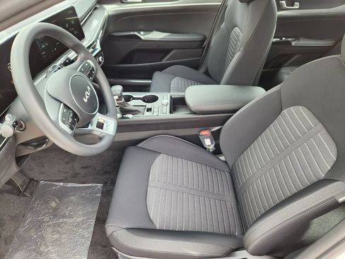 New 2026 Kia K5 LXS FWD image 8