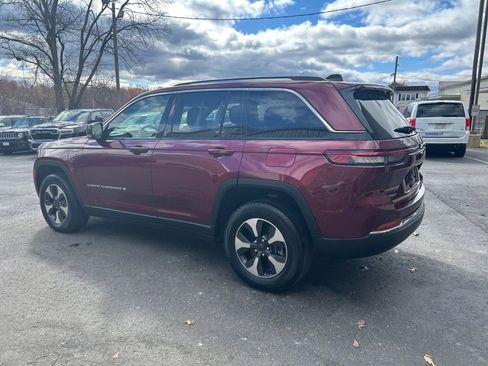 Used 2023 Jeep Grand Cherokee 4WD 4xe image 6