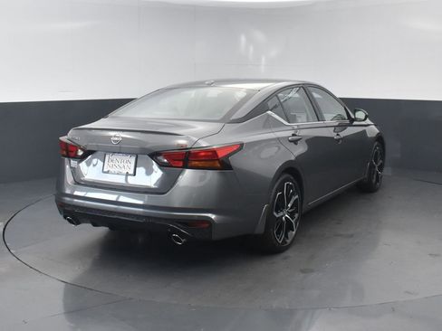 New 2025 Nissan Altima 2.5 SR image 19