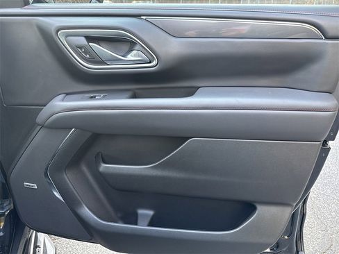 Used 2024 Chevrolet Tahoe RST w/ RST Performance Edition image 14