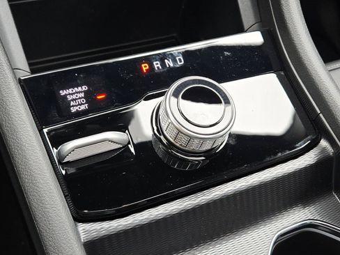 New 2025 Jeep Grand Cherokee Limited w/ Black Appearance Package image 28