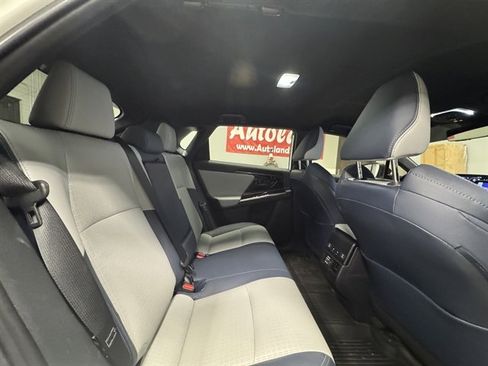 Used 2023 Subaru Solterra AWD image 12