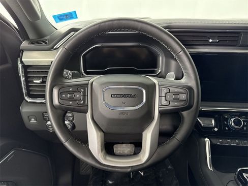 Used 2024 GMC Sierra 1500 Denali w/ Denali Reserve Package image 35