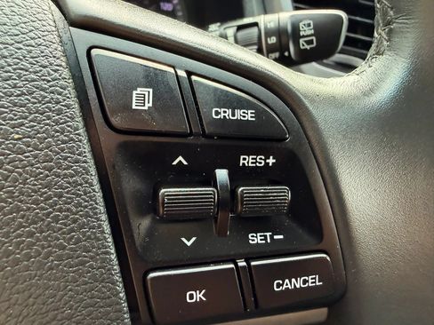 Used 2017 Hyundai Tucson Sport w/ Cargo Package AWD/4WD image 18