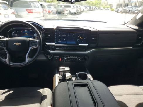 Certified 2022 Chevrolet Silverado 1500 LT image 13