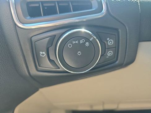 Used 2013 Ford Focus Electric Hatchback FWD image 25