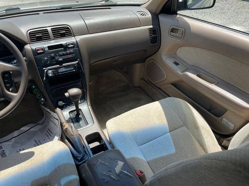 Used 1996 Nissan Maxima SE FWD image 15