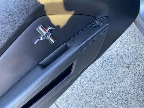 Used 2013 Ford Mustang GT w/ Brembo Brake Pkg image 26