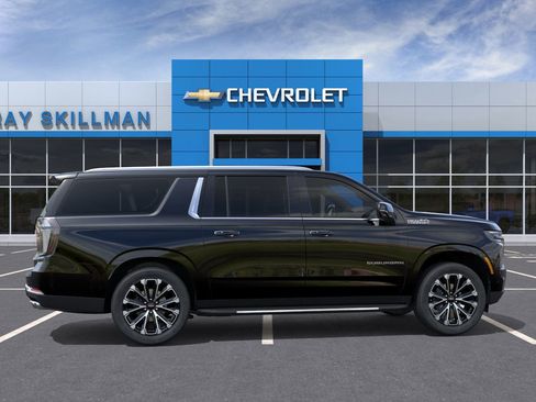 New 2026 Chevrolet Suburban High Country image 29