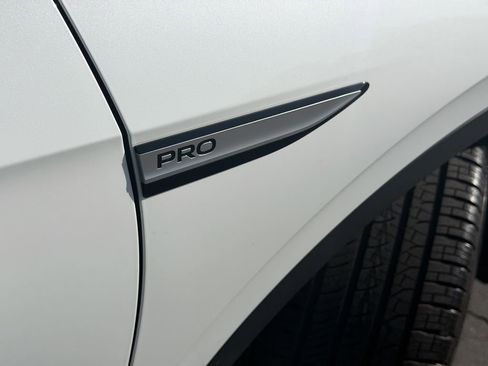New 2026 Volkswagen ID.4 Pro RWD image 5