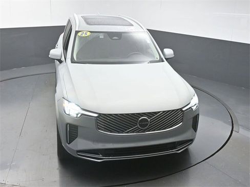 Certified 2025 Volvo XC90 B6 Core w/ Protection Package image 42