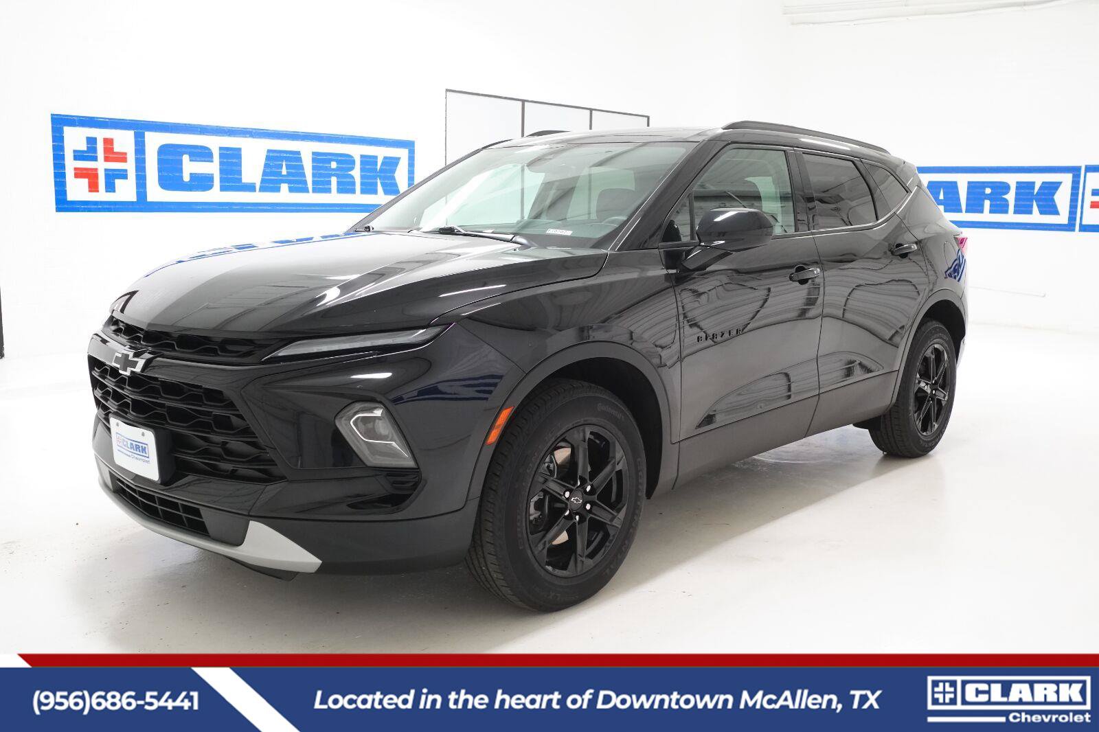 Used 2024 Chevrolet Blazer LT w/ Convenience Package FWD image 1