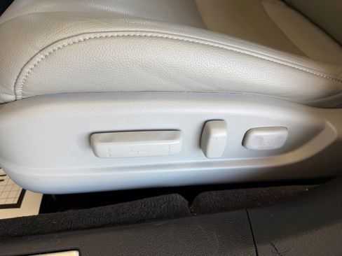 Used 2015 Acura TLX V6 FWD image 19