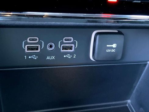 New 2025 Jeep Grand Cherokee Laredo image 15