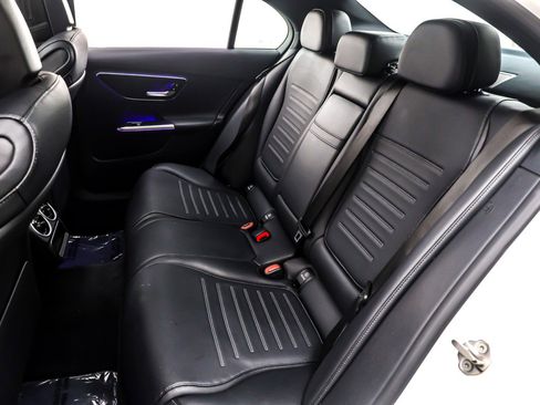 Used 2022 Mercedes-Benz C 300 Sedan image 9
