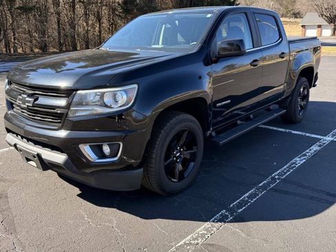 Used 2016 Chevrolet Colorado LT w/ Midnight Edition AWD/4WD image 3