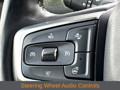 Used 2025 Chevrolet Silverado 1500 LT RWD image 13
