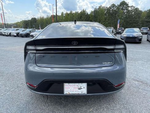 Used 2025 Toyota Prius Plug-In Hybrid w/ Limited Premium Package image 3