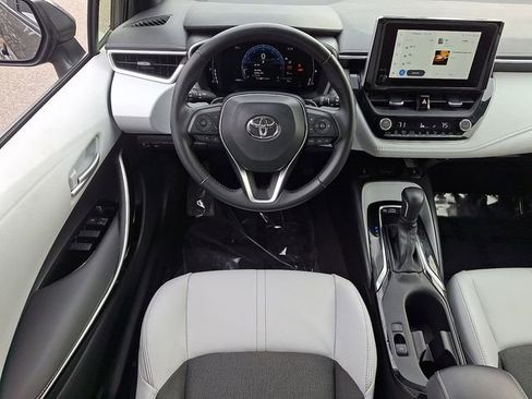 Used 2023 Toyota Corolla XSE FWD image 13